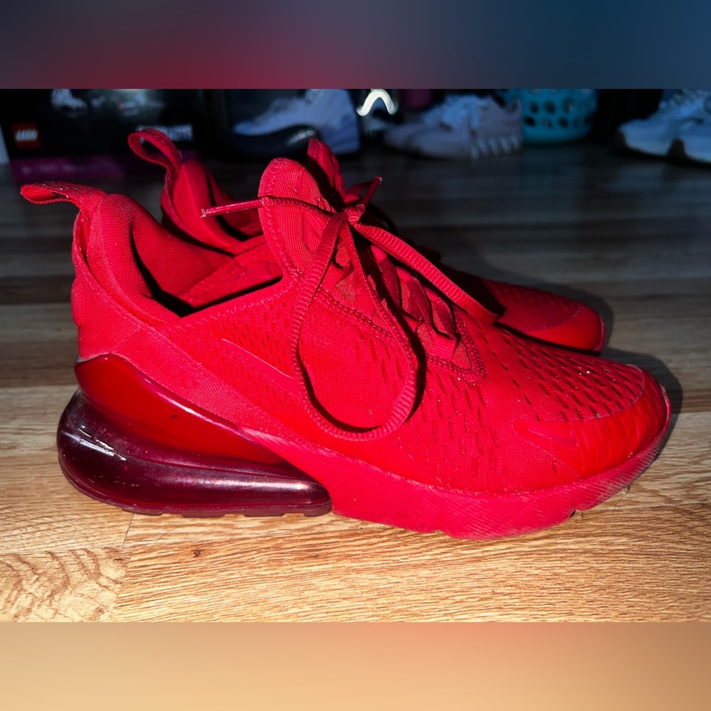 Nike Air Max 270 - Picture 2 of 5